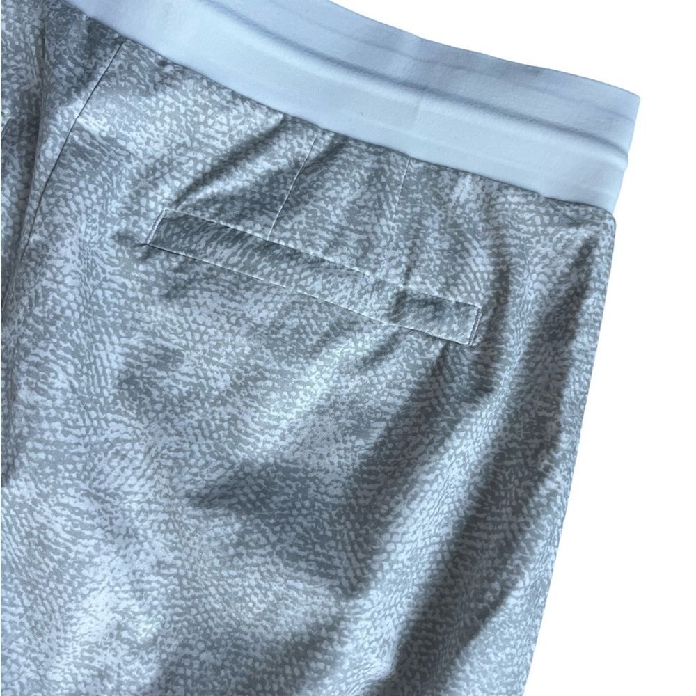 ATHLETA Venture Printed Pant Size 6 Snakeskin Jogger Travel Activewear - Picture 8 of 10